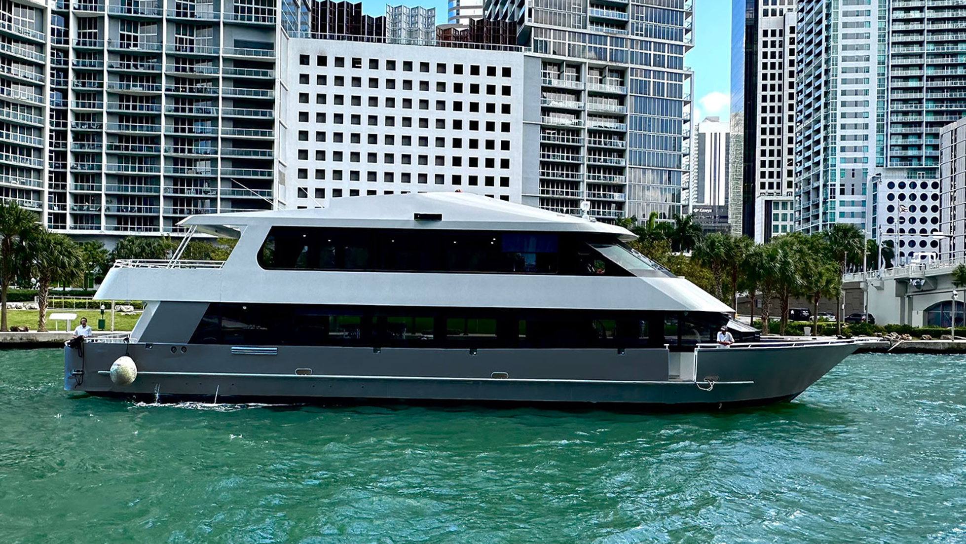 Stellar event yacht
